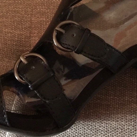 Rampage Sandals - Picture 4 of 7